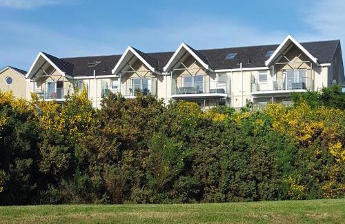 Nairn House | Fairway Apartment