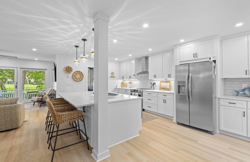 Isle of Palms Villa | Fairway Dunes 11 - Immaculate Remodel! Pickleball!