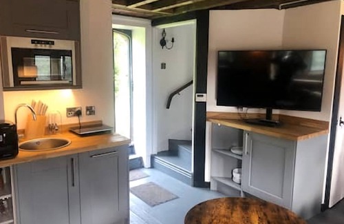 Forsbrook Other | Fairytale Castle close to Alton Towers: Inquire for cheaper quote Now!