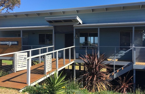 Carrickalinga House | Falcon Blue.