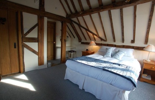 Denham Bed & Breakfast | Falcon Inn