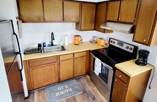 Basye Condo | Falcon Nest - 2 BR/2 BA steps away from Lake Laura