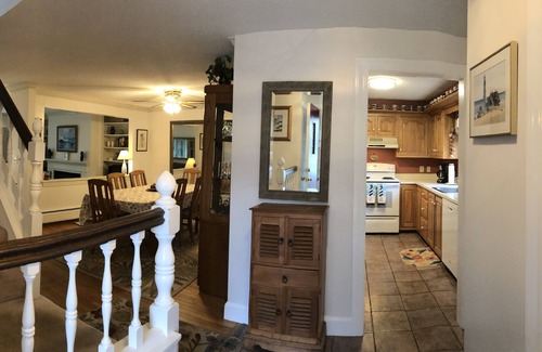 Southern Coast Condo | Fall Asleep To The Sound Of The Waves Crashing On The Beach!