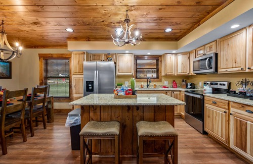 Maggie Valley Cabin | Fall colors are right around the corner!