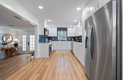 Cocoa Beach Apartment | Fall Flash Sale –15% Off This Month Luxury Oceanfront Vacation Home in Cocoa Beach | 6 Bedrooms, Game Room & Direct Beach Access