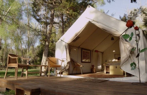 Helena Cabin | Fall in Love with Glamping in a Comfy Queen Bed!