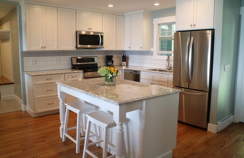 Suttons Bay Cottage | Fall openings w/late check out, Breathtaking waterfront, 2 SUP & 3 kayak & bikes