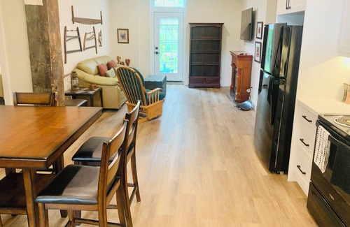 Burk's Falls House | Fall’s View Legacy | Sleep 22+