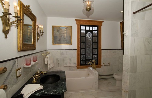 West Edmeston House | Falls House at Horned Dorset Artists' Colony