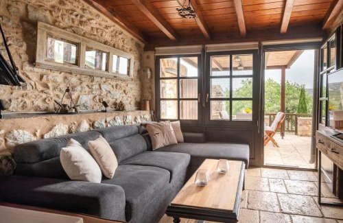 Pagkia House | Fameliti Casa Torre