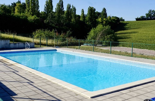 Nanteuil-de-Bourzac House | Family friendly, peaceful 3 bedroom Luxury Barn with 14m Pool & air conditioning