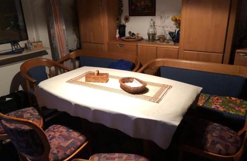 Winningen House | Familien-Zimmer mit Bad und Garten in Privathaus hell, gemütlich, ruhig, eigenes großes Badezimmer