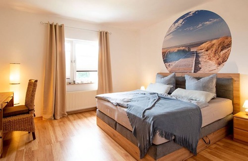 Juliusruh Condo | Familienfreundliche Fewo mit Terrasse, Garten und Wlan, 500m bis zum Traumstrand