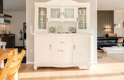 Bielefeld House | Familienfreundliches Großes Ferienhaus mit Terrasse und Garten