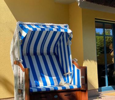 Puddemin House | Familienfreundliches Reetdachhaus Weissdorn 2