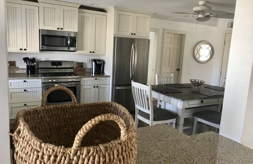 Point Pleasant Beach House | FAMILIES/RETIREES - 3 houses to Beach/Boardwalk/Restaurants/Prof.Clean