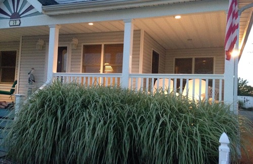 Point Pleasant Beach House | FAMILIES/RETIREES - 3 houses to Beach/Boardwalk/Restaurants/Prof.Clean