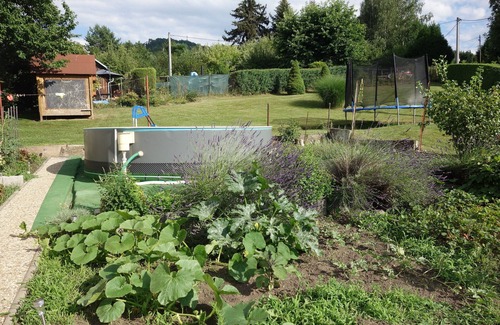Decin House | Family apartment near the center with a terrace and barbecue