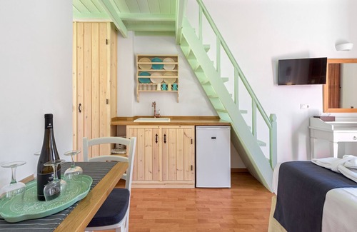 Pedi Apartment | Family Apartment with Sea View B, Symi