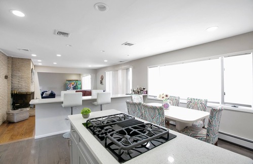 Lido Beach House | Family Beach House with Ocean views and Private Beach