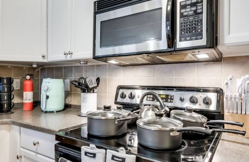 Euless House | Family Business Retreat King Bed Top Amenities