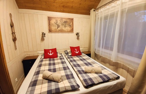 Trygort Ski Chalet | Family chalet with livingroom, kitchen, 2 bedrooms and 2 bathrooms with shower.