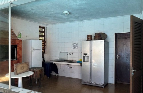 Santa Terezinha House | Family condominium facing the beach.