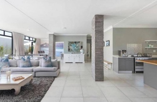 Tokai Apartment | Family Cottage