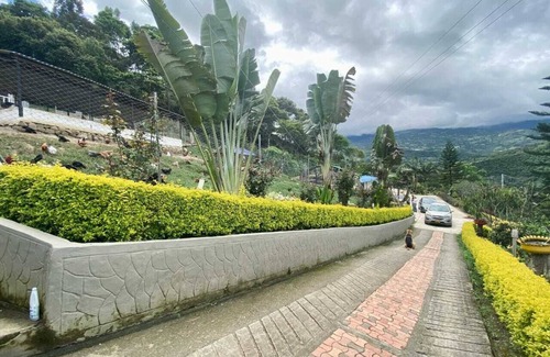 Bogota House | Family Estate full of charm and relaxation! 5 minutes from town