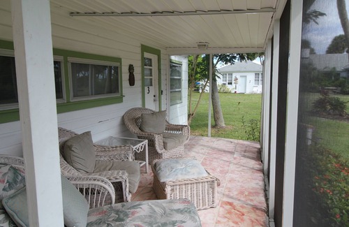 St. Lucie Village Cottage | Family fishing cottage on the Indian River Lagoon w/250 ft dock and Ocean 2 mil