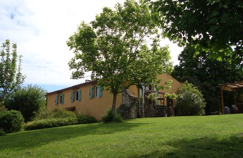 Valroufie Cottage | Family-friendly, dog-friendly gite with pool & views near Cahors