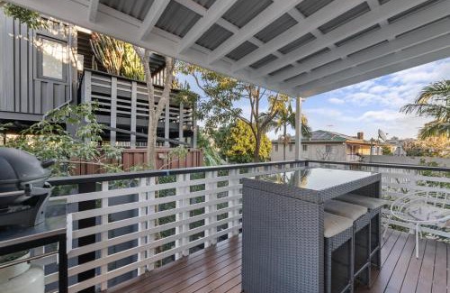 New Farm Apartment | Family-Friendly 3-Bed Apartment in New Farm