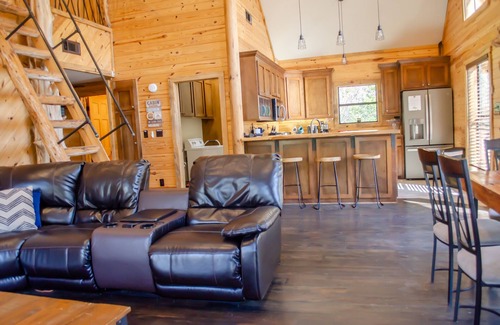 Seminary Cabin | Family friendly cabin with an exclusive view of a waterfall on the Okatoma River