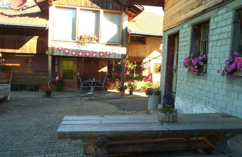 Aeschi bei Spiez Apartment | family-friendly apartment near Spiez and Interlaken, max. 4 persons