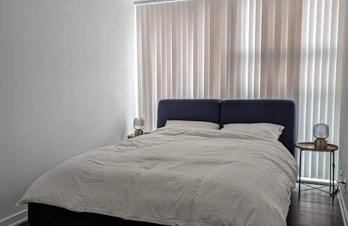 Toronto Entertainment District Condo | Family Friendly Condo in heart of Downtown!