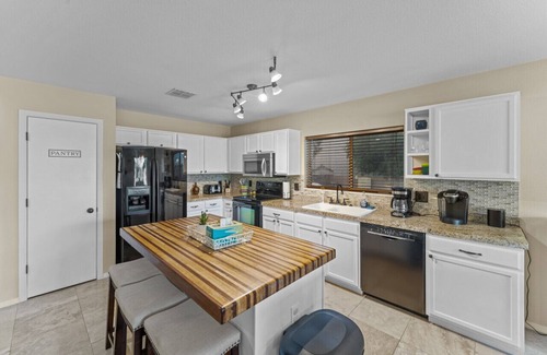 Santa Rita Ranch House | Family Friendly Desert Mountain Oasis