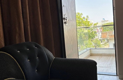 Nagpur Apartment | Family Friendly Flat