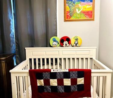 Morrisville Apartment | Family-Friendly Home Near Sesame Place 2 King Beds