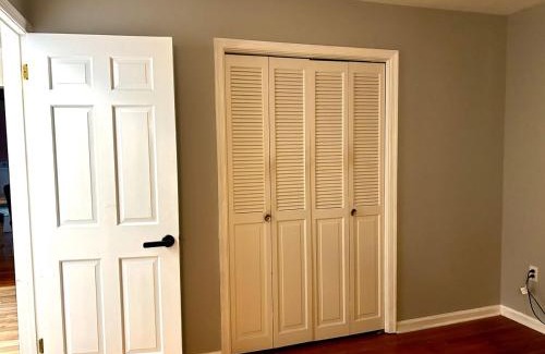 Morrisville Apartment | Family-Friendly Home Near Sesame Place 2 King Beds