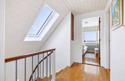 Tejn House | Family friendly house by the Sea