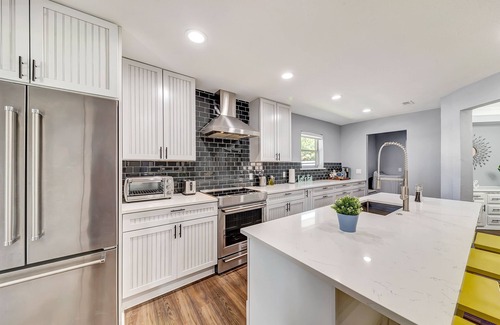 Northeast Carrollton House | Family Friendly, King bed, Close to Highways, Games, Foosball, Grill