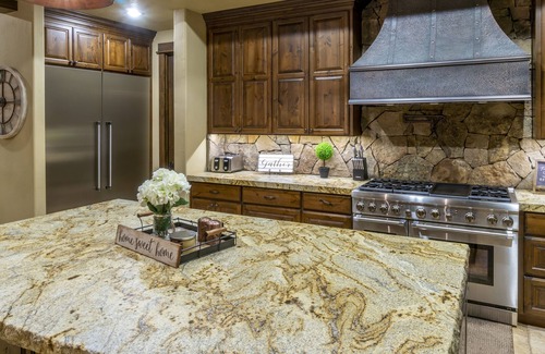 Bend House | Family-Friendly Luxury Retreat Featured On 2015 Tour Of Homes! DCCA#1253