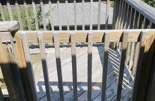 Waves House | Family-Friendly Oceanside Retreat Hot Tub Deck Sleeps 10