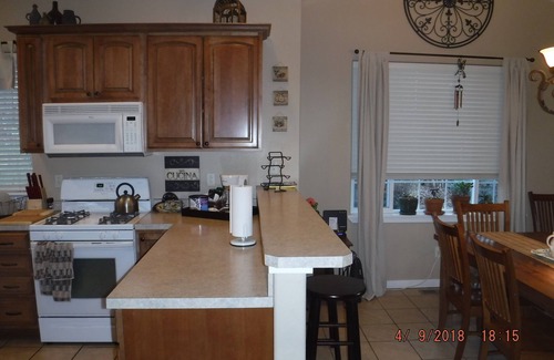 Klamath Falls House | Family Friendly Running Y Townhouse near Klamath Falls and Crater Lake
