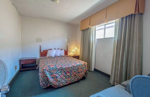 Allison Hotel | Family-Friendly Room Perfect for Road Trips Along Interstate 40 & Route 66