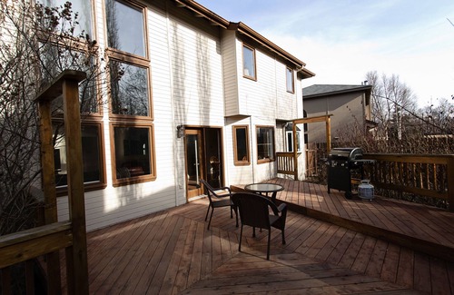 Bayshore - Klatt House | Family Friendly South Anchorage Home, Centrally Located For Your Ak Adventure.
