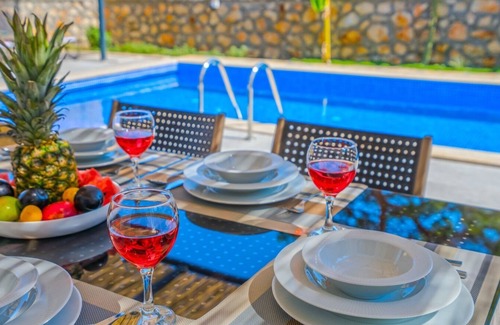 Patara Villa | Family-friendly, spacious villa with 3 bedrooms, outdoor pool and large garden