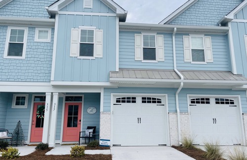 Morehead City House | Family-friendly townhouse at Beau Coast