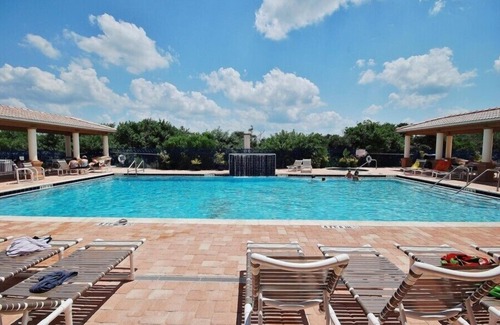 New Smyrna Beach Condo | 🌊Family Friendly and Pet Friendly-Oceanwalk 7-501🌊