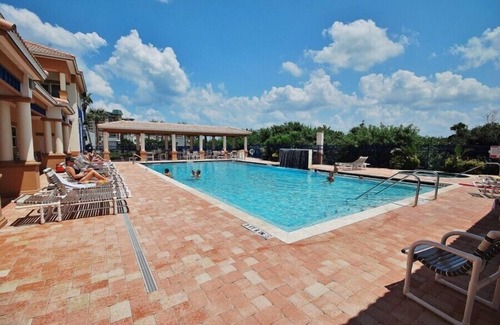 New Smyrna Beach Condo | 🌊Family Friendly and Pet Friendly-Oceanwalk 7-501🌊